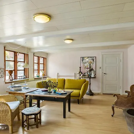 3 Bedroom In Holiday home