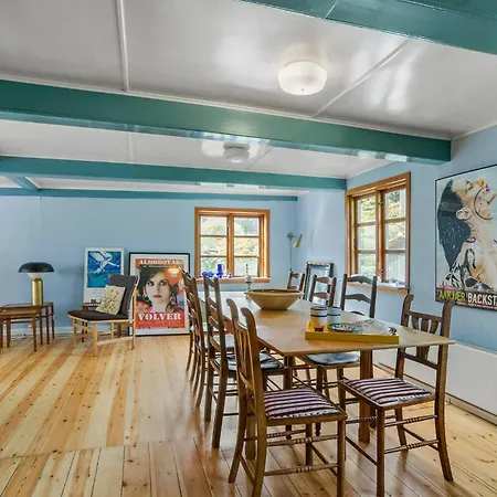 3 Bedroom In *